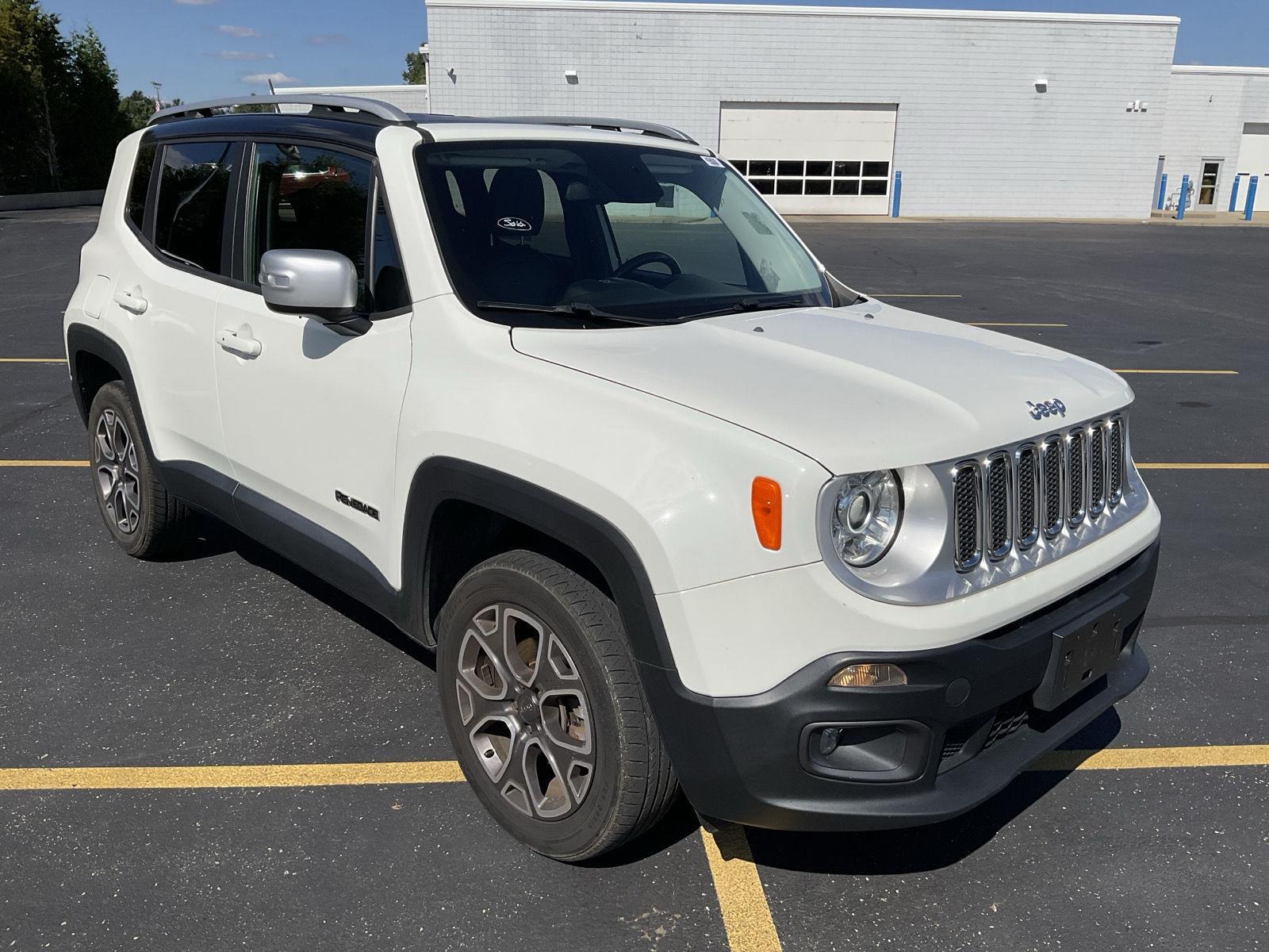 2017 Jeep Renegade Limited photo 3
