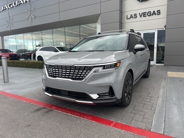 2024 Kia Carnival SX Prestige's photo