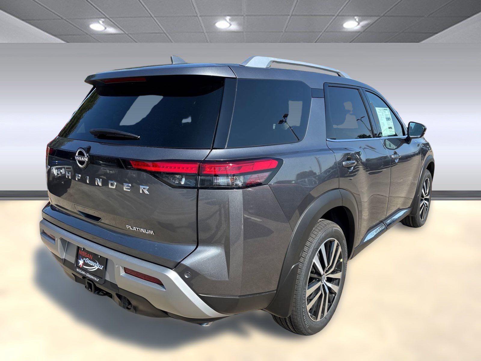 2025 Nissan Pathfinder Platinum photo 5