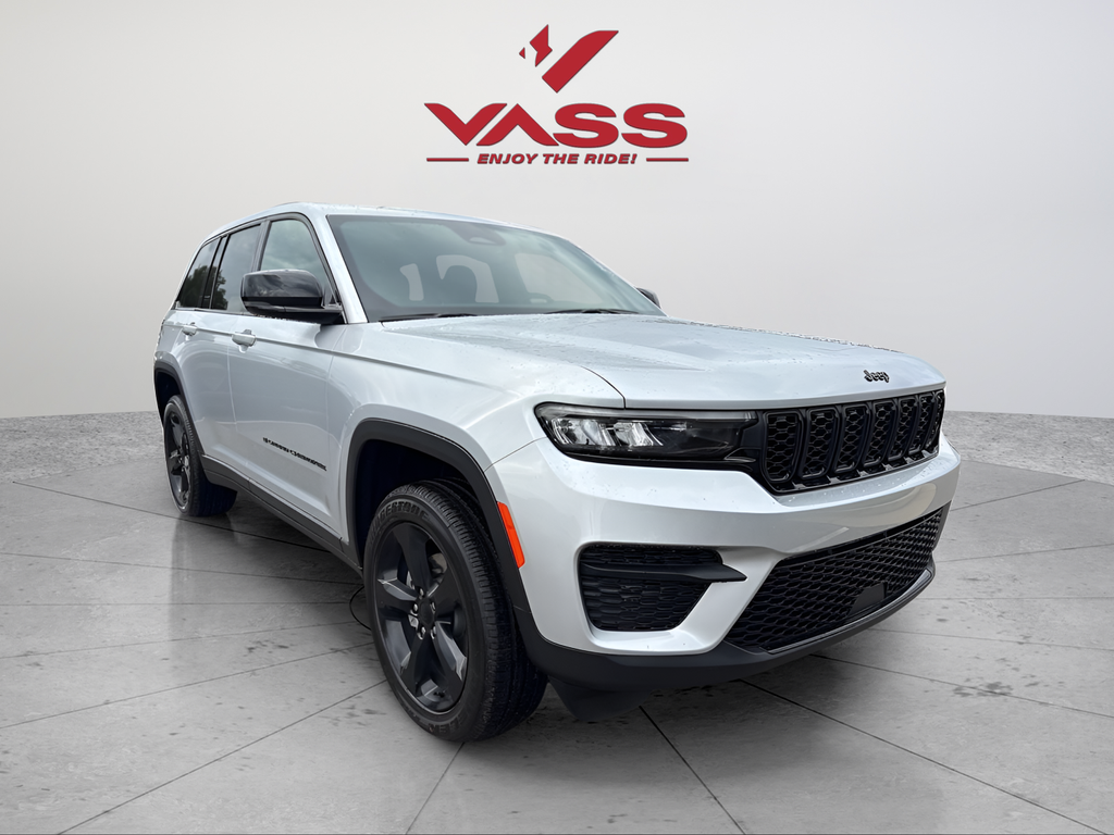 2025 Jeep Grand Cherokee Altitude's photo