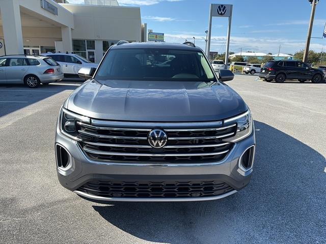 2024 Volkswagen Atlas SE Technology photo 2