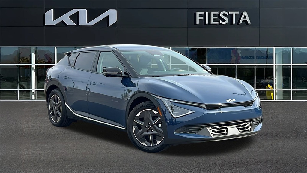 2025 Kia EV6 Light L/R's photo
