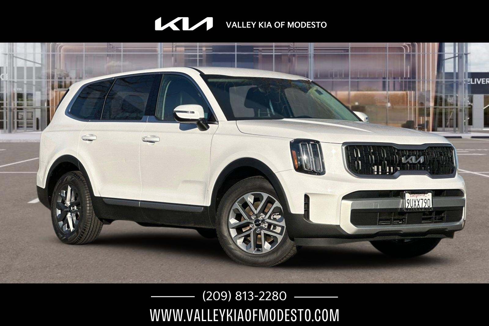2025 Kia Telluride LX's photo