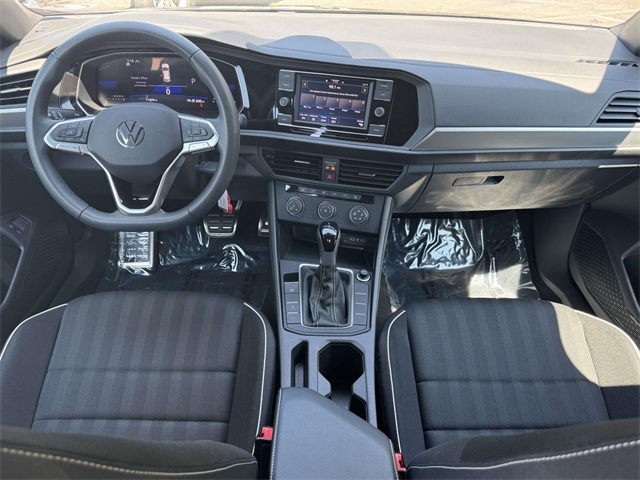 2024 Volkswagen Jetta 1.5T Sport photo 16