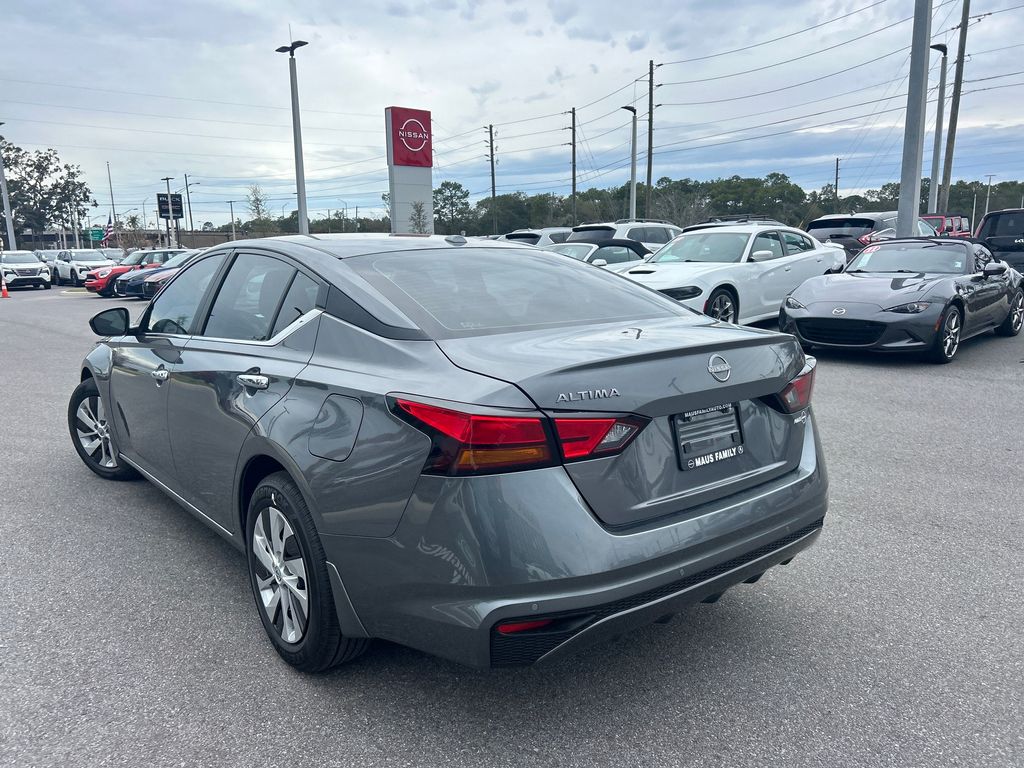 2025 Nissan Altima 2.5 S photo 5