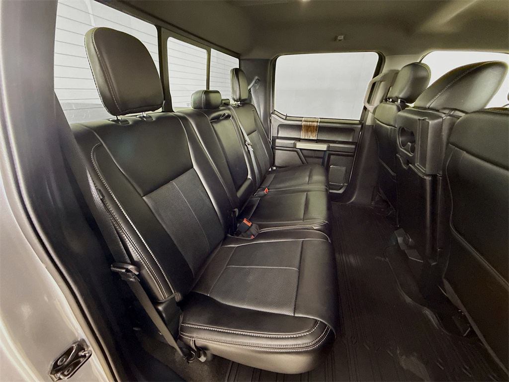 2020 Ford F-150 Lariat photo 24