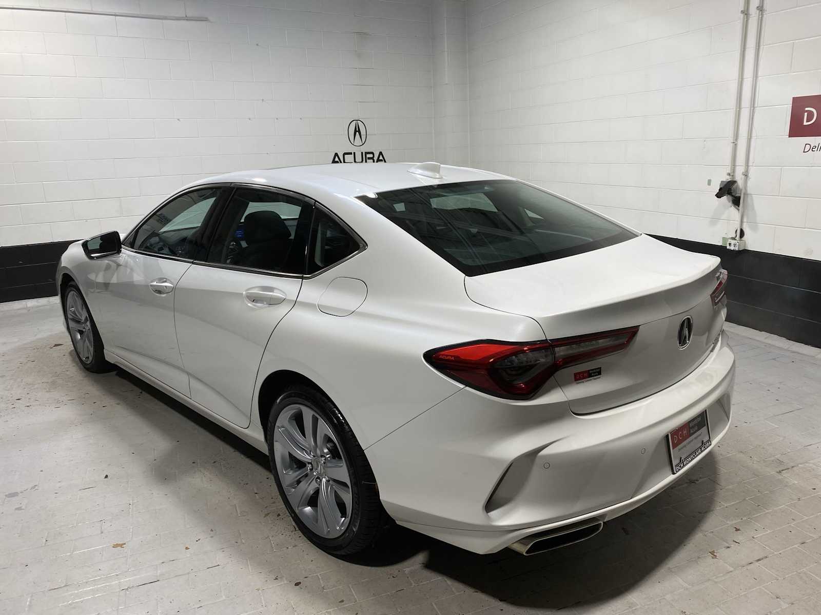 2022 Acura TLX Technology SH-AWD photo 4