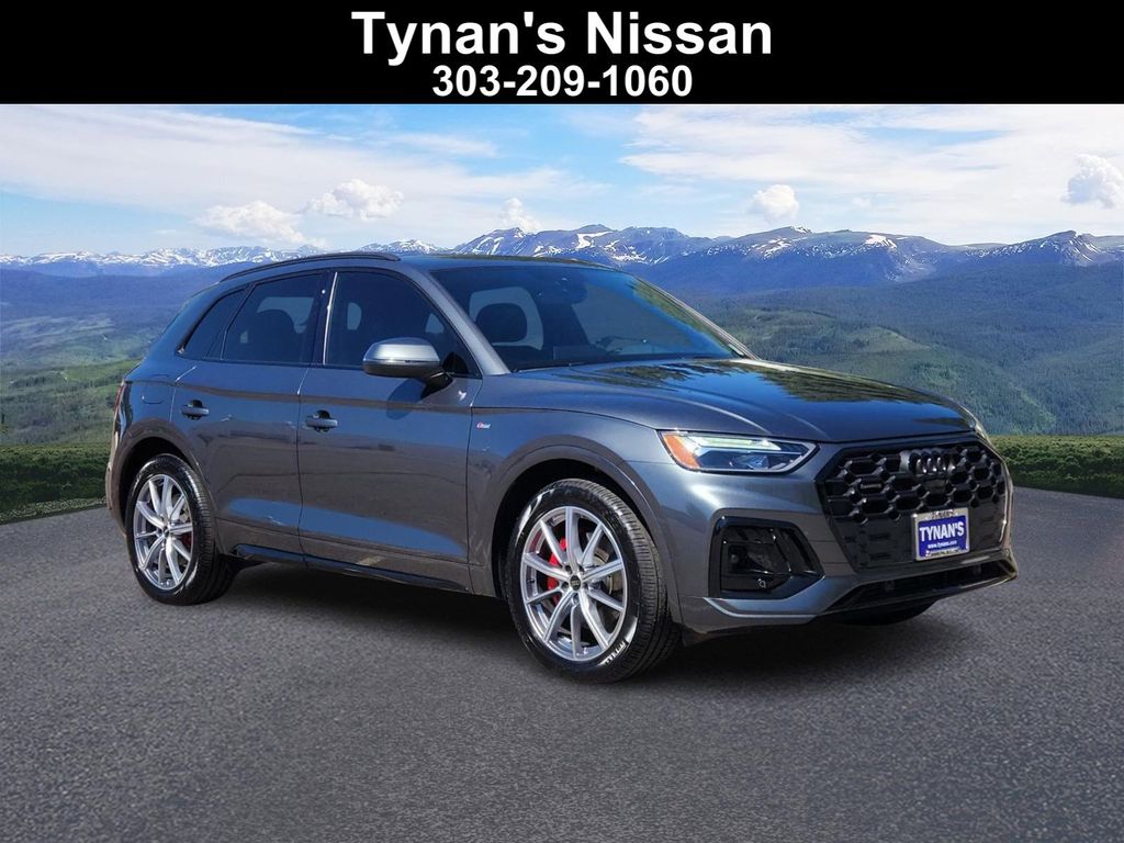 2024 Audi Q5 Premium Plus's photo