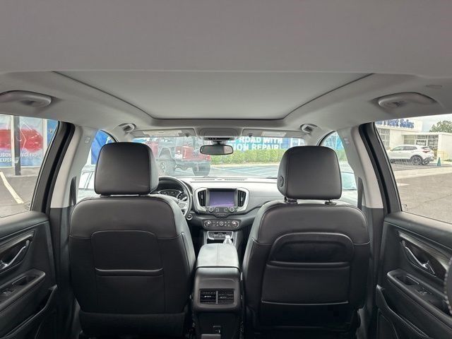 2022 Gmc Terrain SLT photo 22