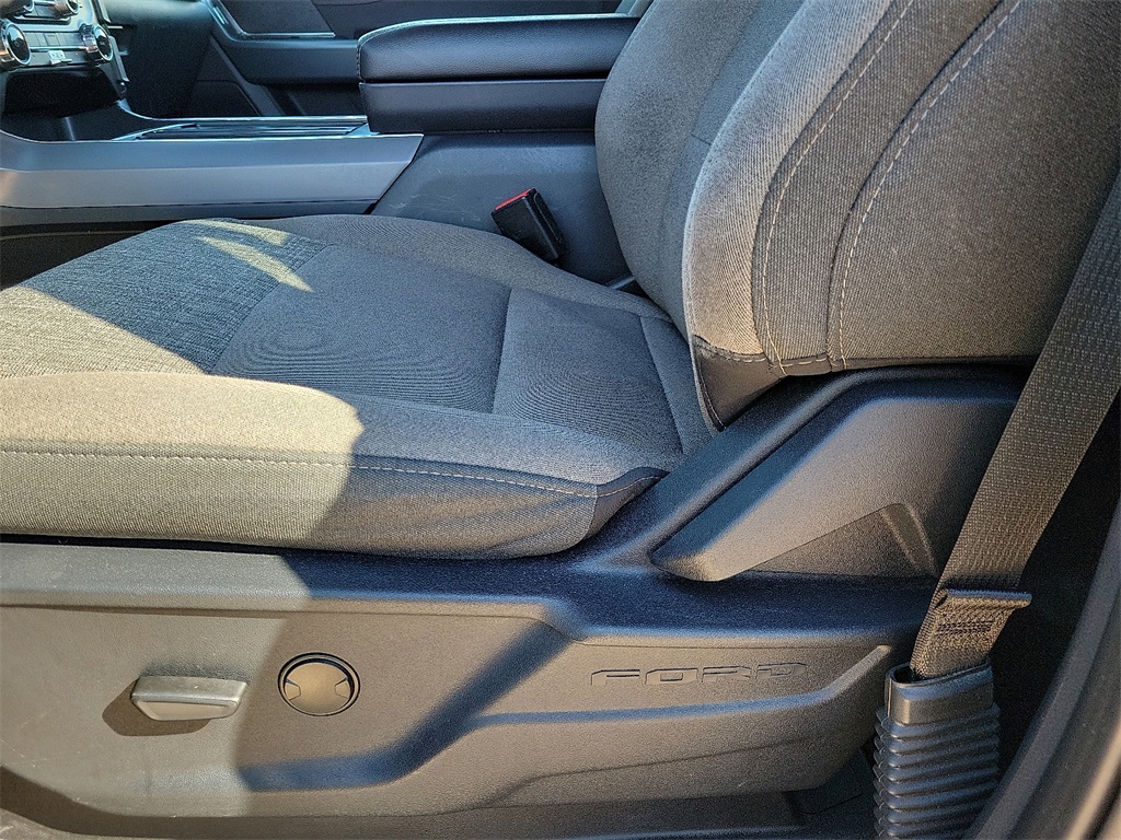 2024 Ford F-150 XLT photo 18
