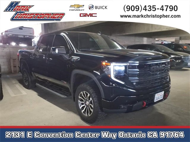 2023 GMC Sierra 1500 AT4's photo