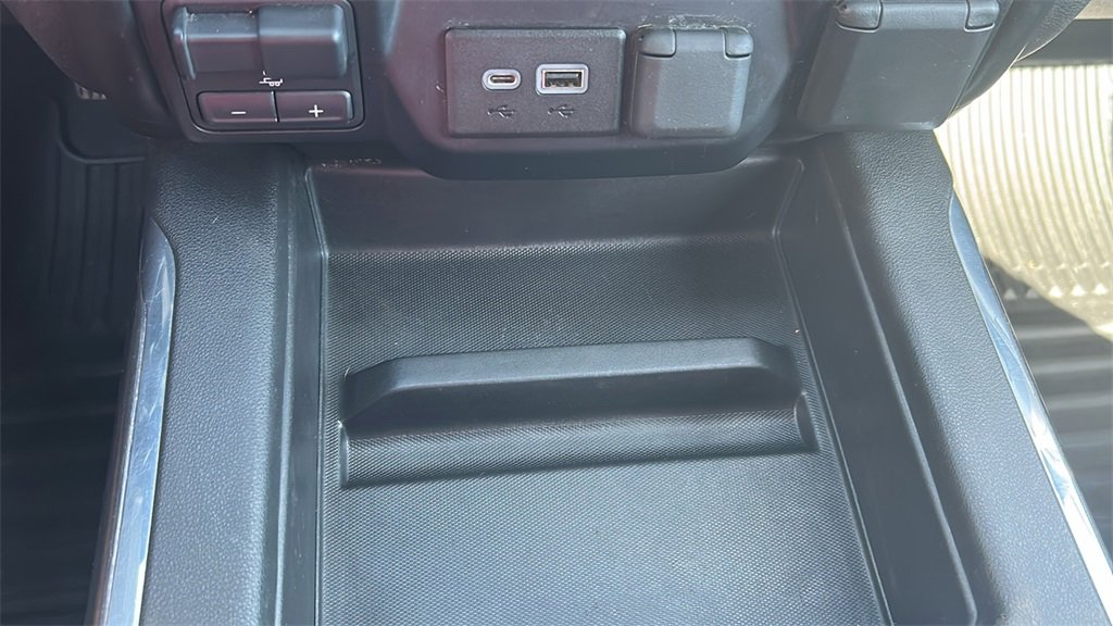 2019 Chevrolet Silverado 1500 LTZ photo 24