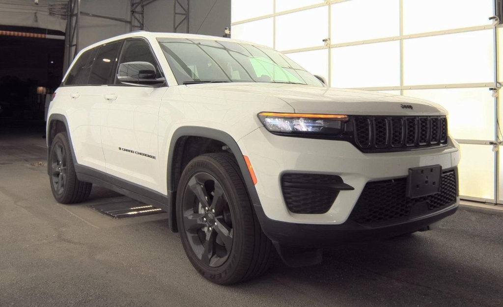2024 Jeep Grand Cherokee Altitude X photo 4