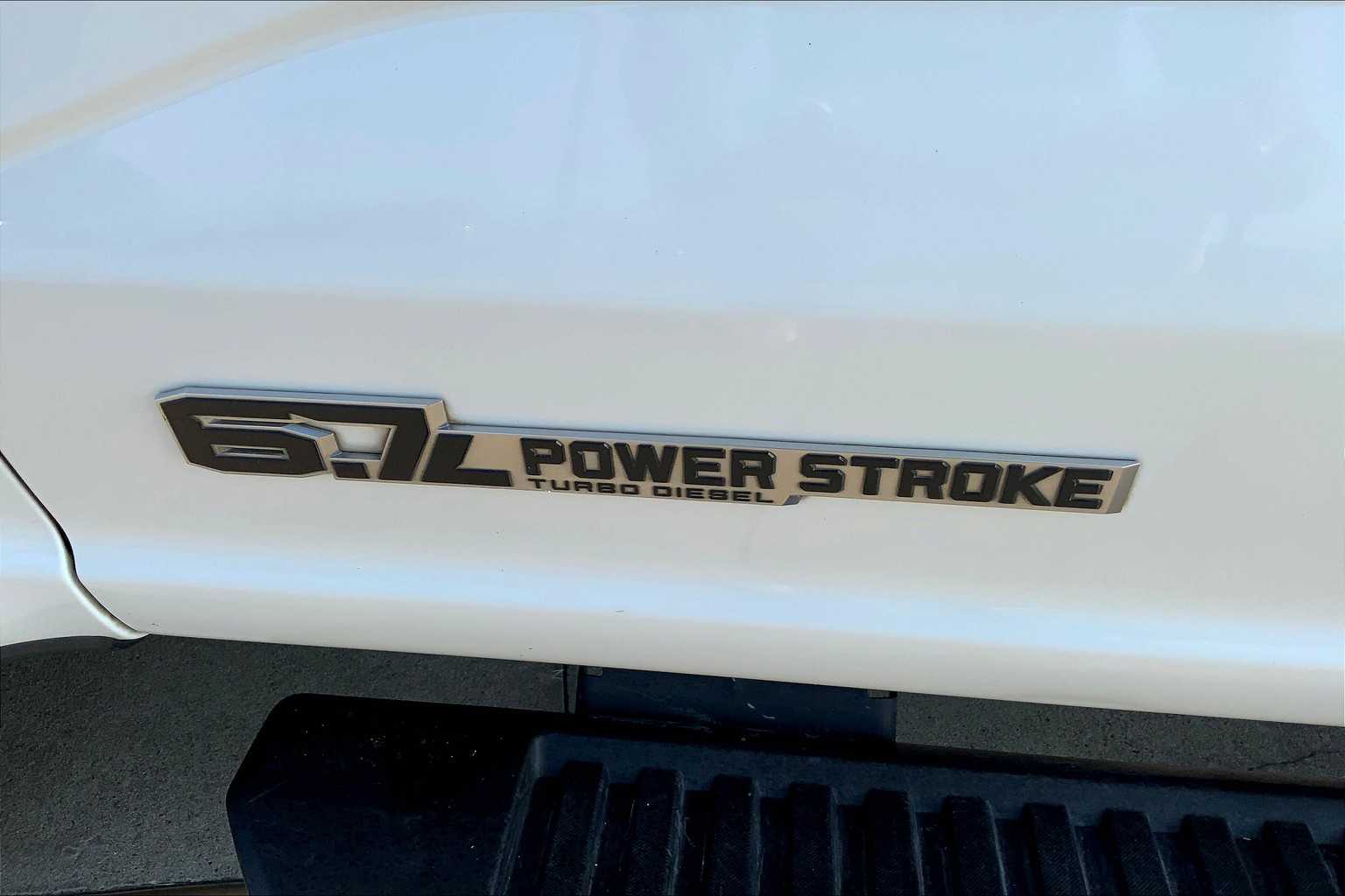 2024 Ford F-250 XLT photo 27
