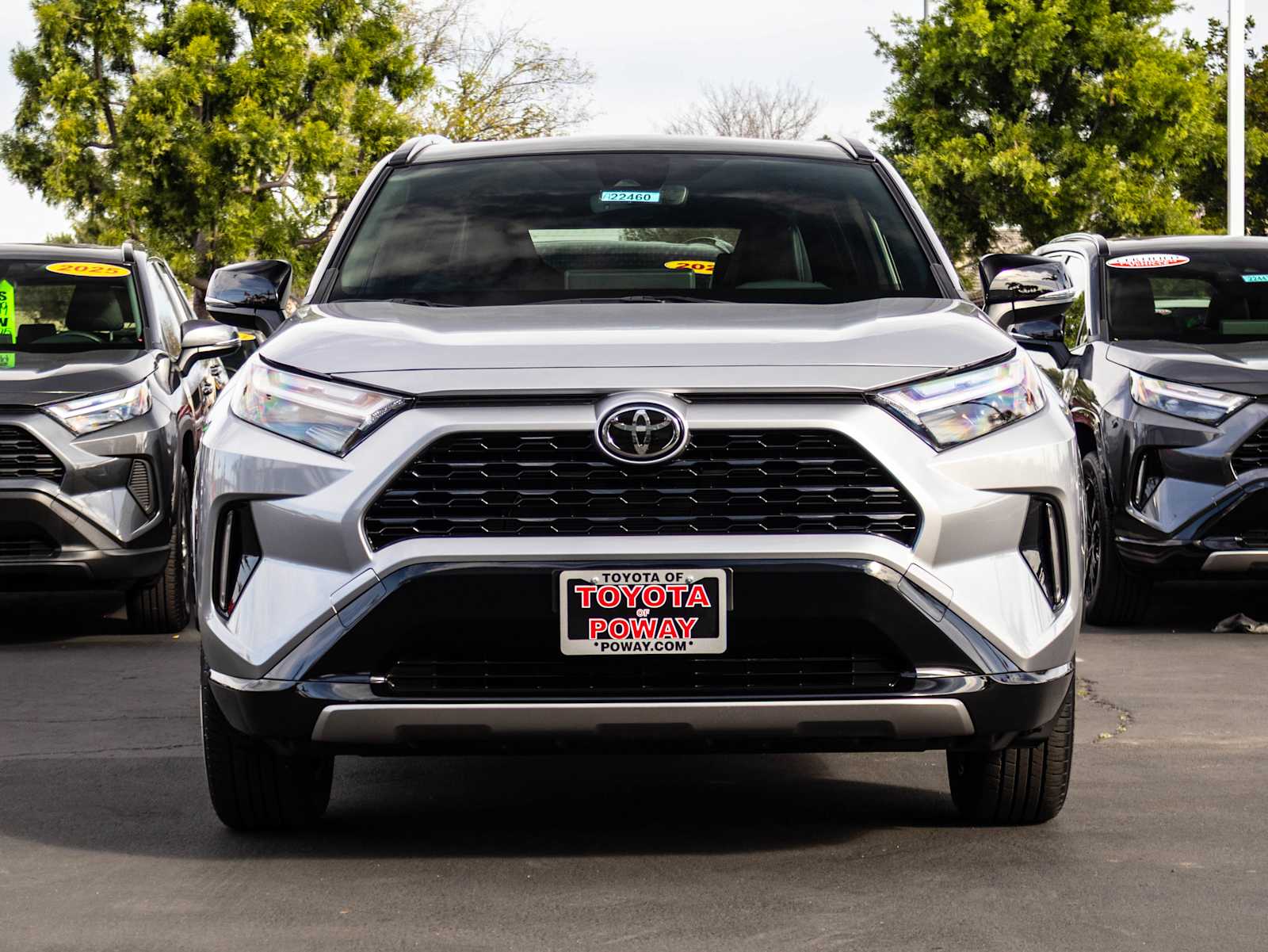 Used 2025 Toyota RAV4 XSE with VIN JTME6RFV0SD577604 for sale in Kansas City