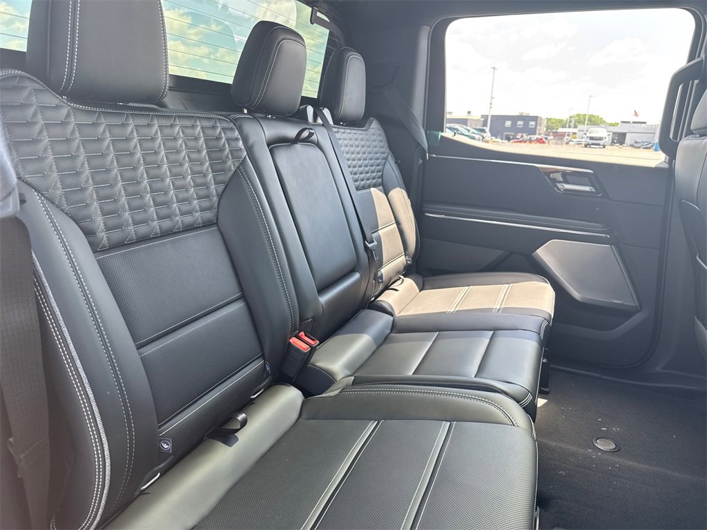2025 Gmc Sierra EV Denali photo 35