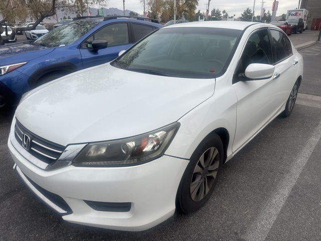 2015 Honda Accord LX's photo