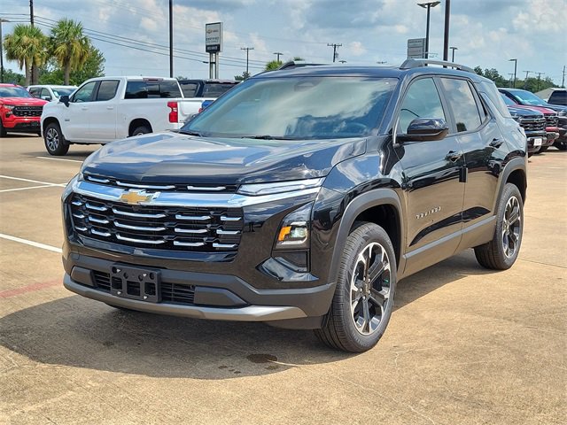 2026 Chevrolet Equinox LT photo 3