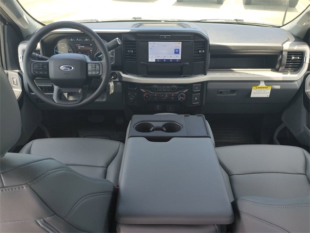 2025 Ford F-350 XL photo 14