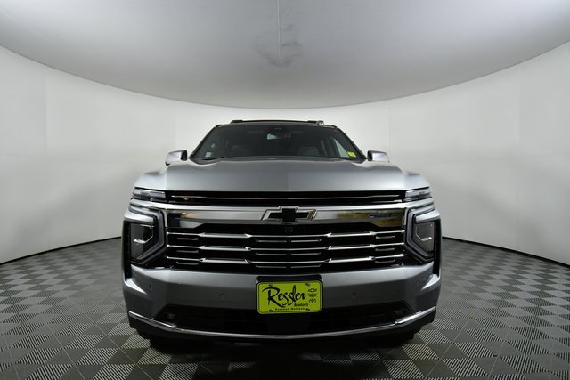 2026 Chevrolet Suburban Premier photo 3