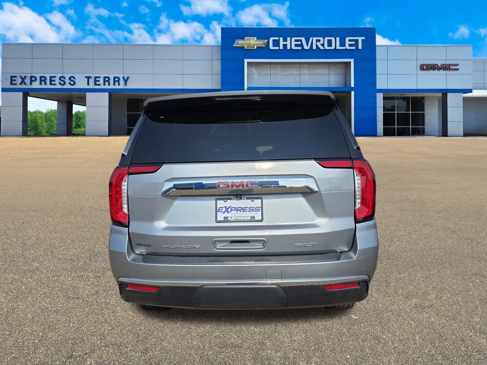2023 Gmc Yukon SLT photo 5