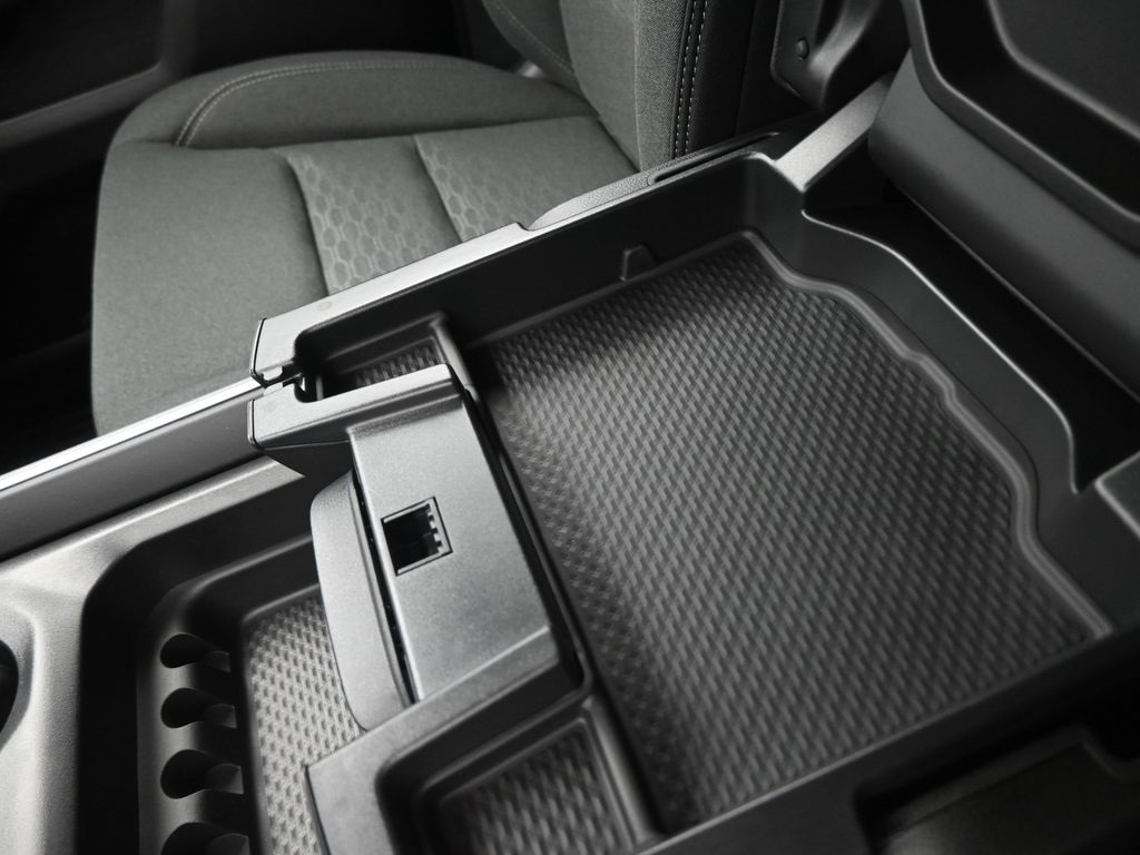 2025 Ram 1500 Big Horn Lone Star photo 3