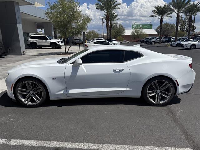 2018 Chevrolet Camaro 1LS 1LT photo 2