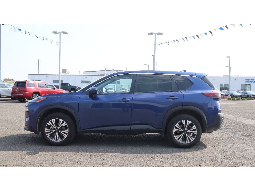 2023 Nissan Rogue SV photo 3
