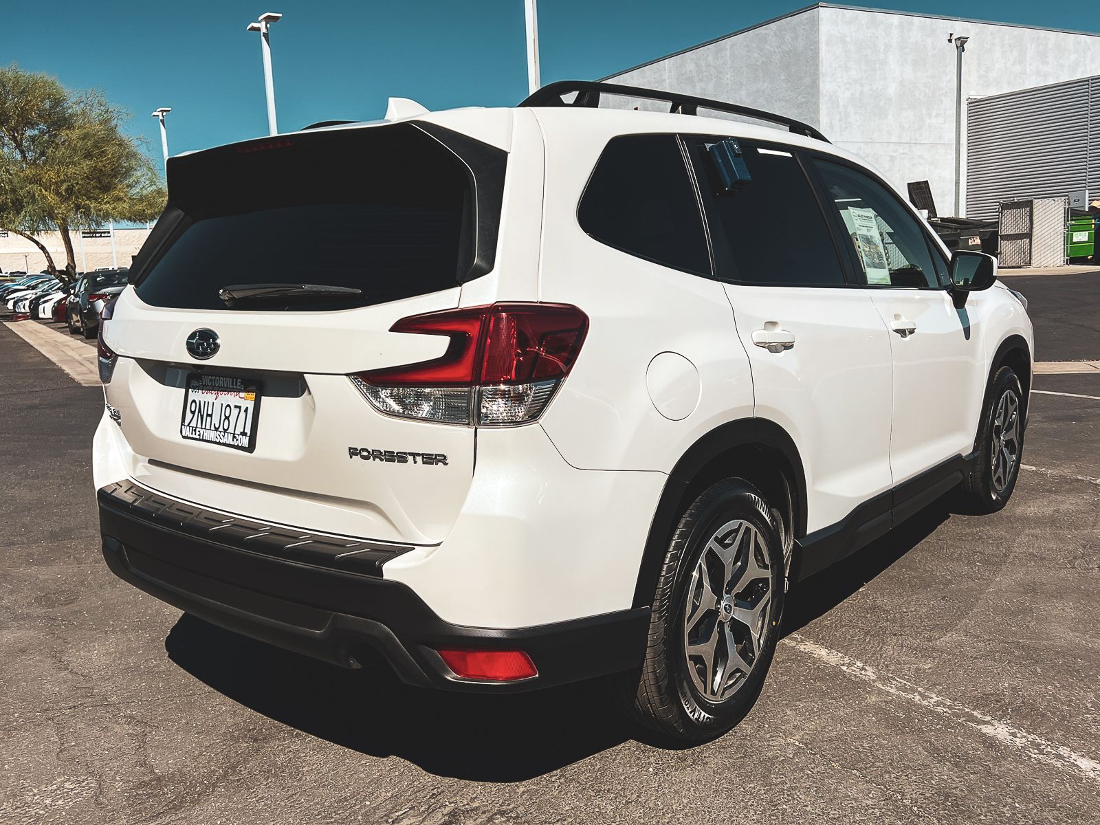2023 Subaru Forester Premium photo 8