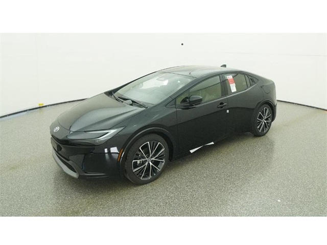 2026 Toyota Prius XLE's photo