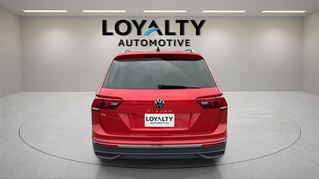 2023 Volkswagen Tiguan SE photo 3