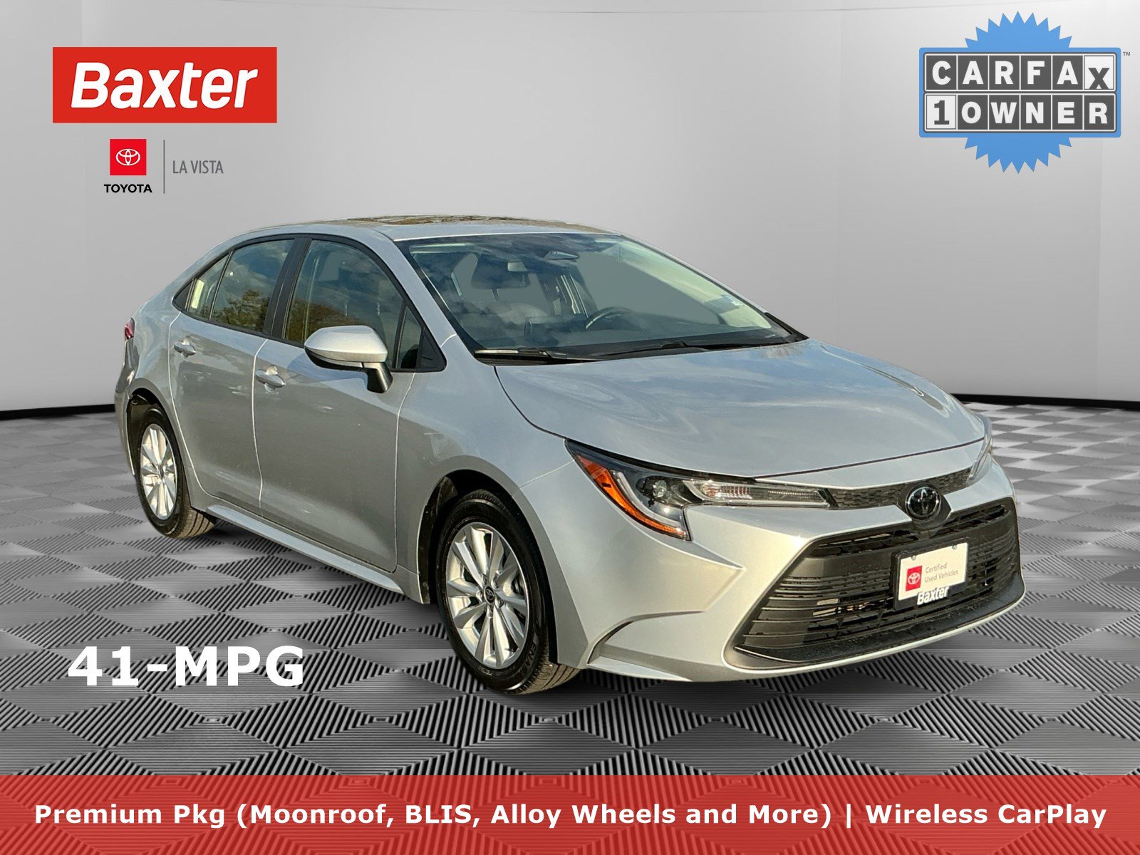 2024 Toyota Corolla LE's photo