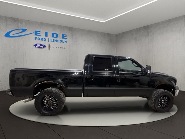 2004 Ford F-250 Lariat photo 3
