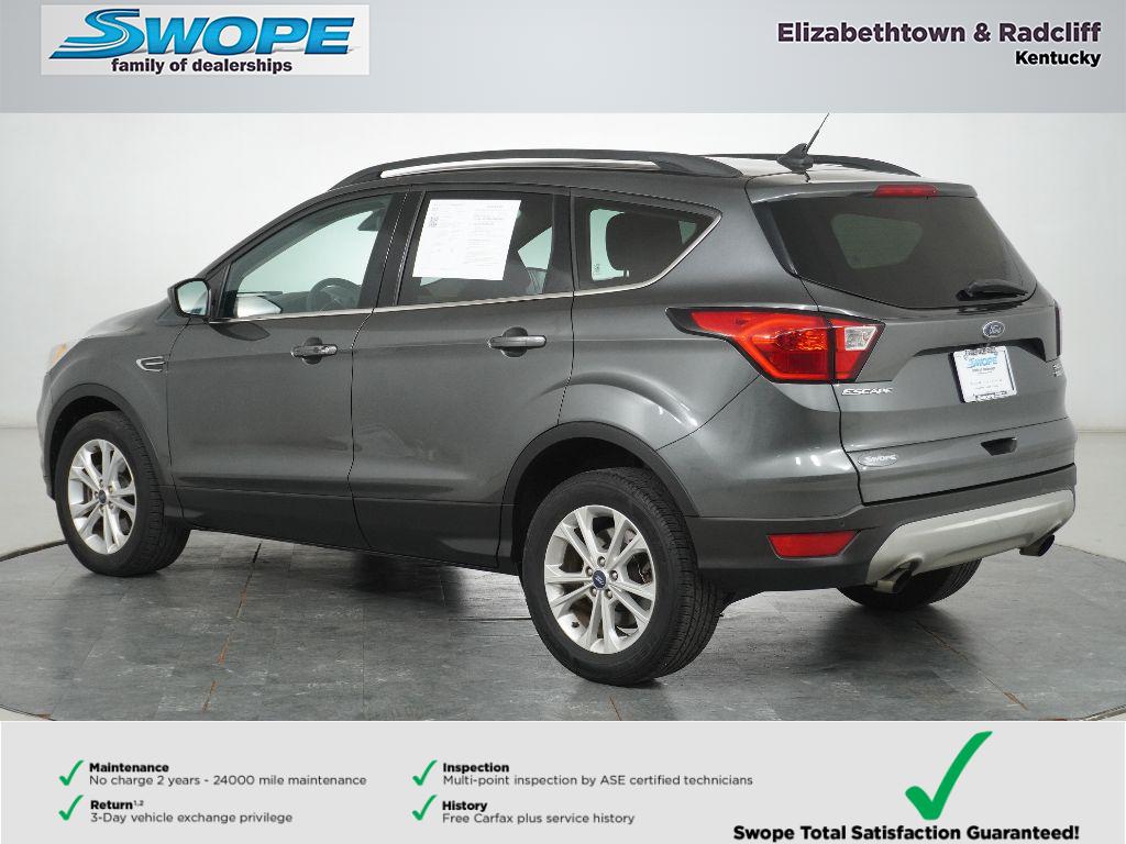 2019 Ford Escape SEL photo 4