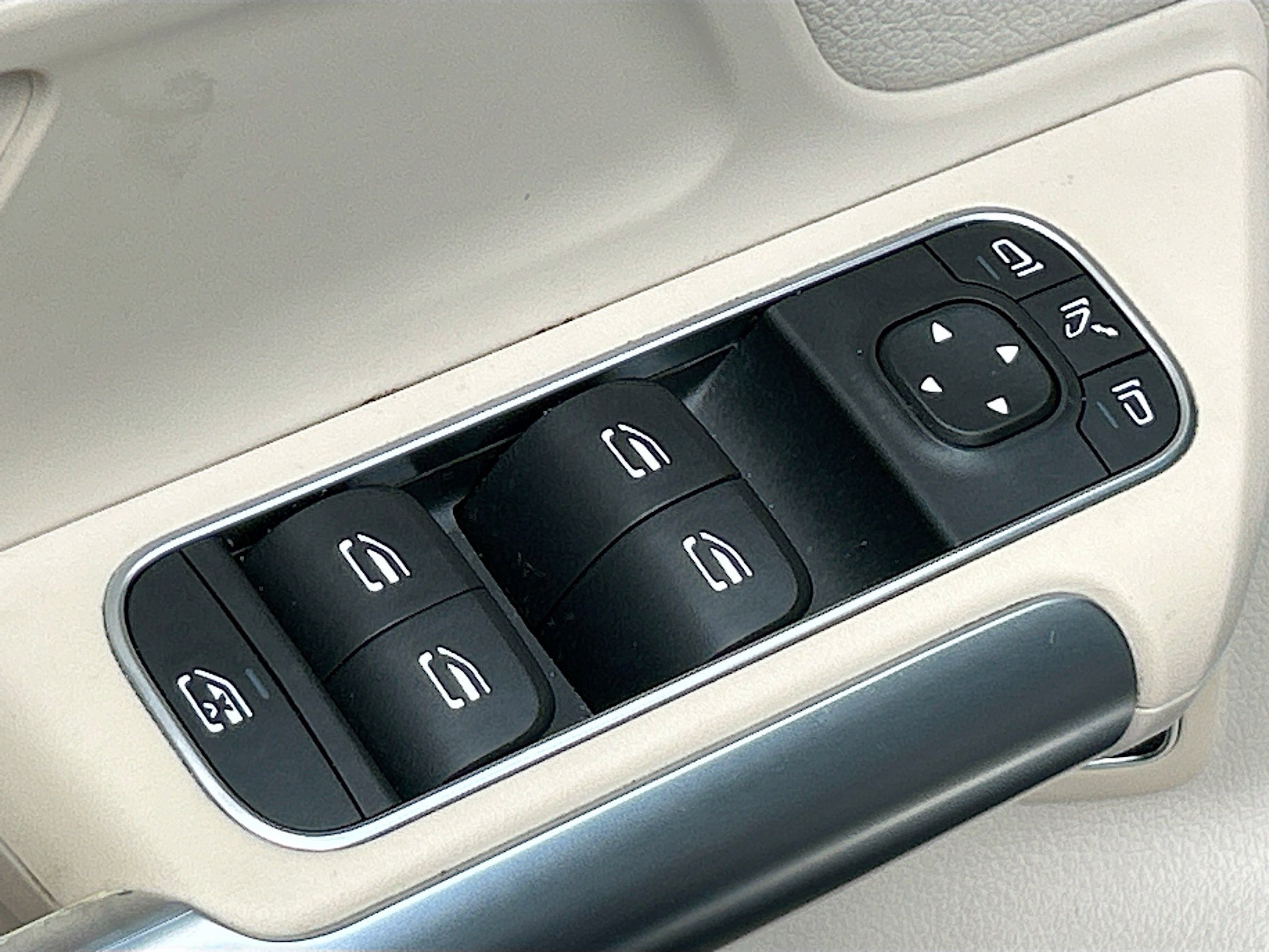 2021 Mercedes Benz GLA 250 photo 16