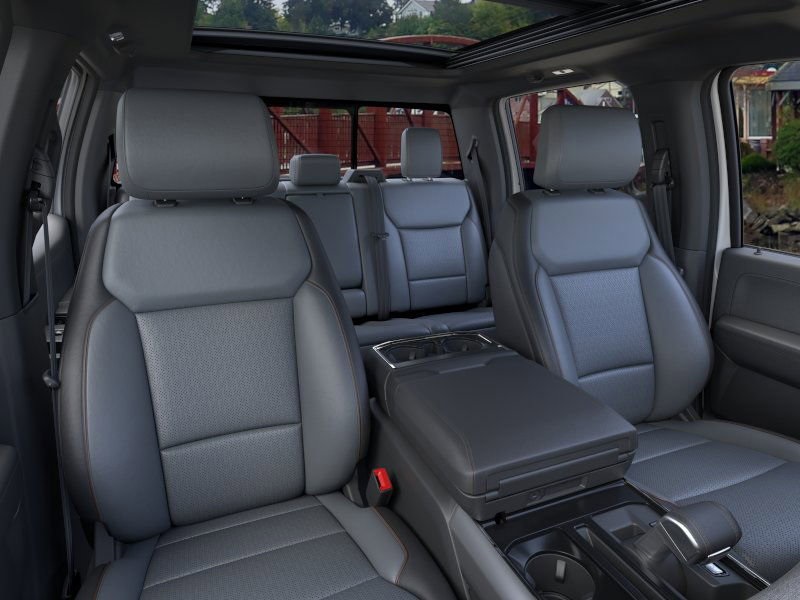 2025 Ford F-150 Lightning Lariat photo 10