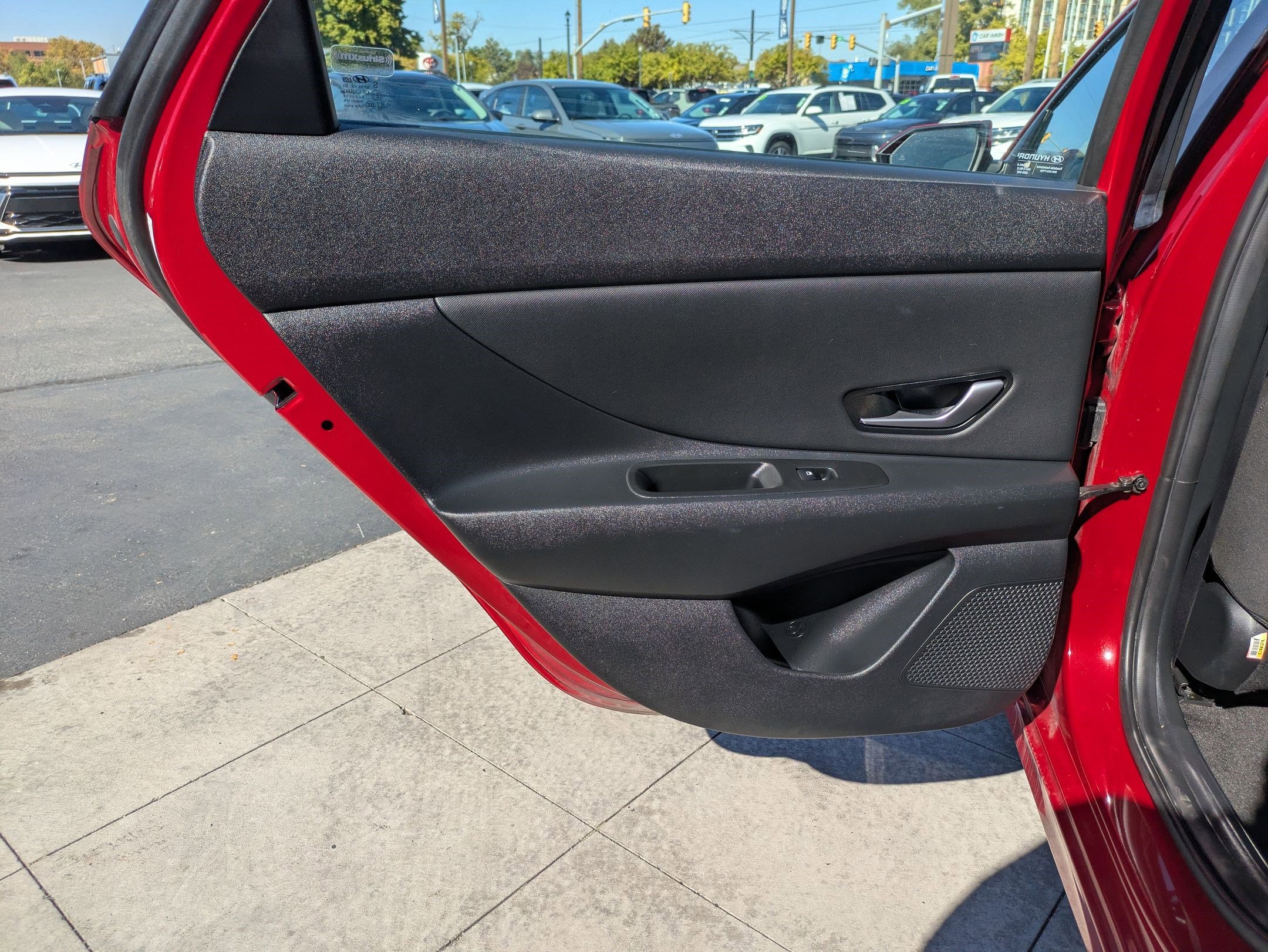 2022 Hyundai Elantra SEL Convenience photo 25