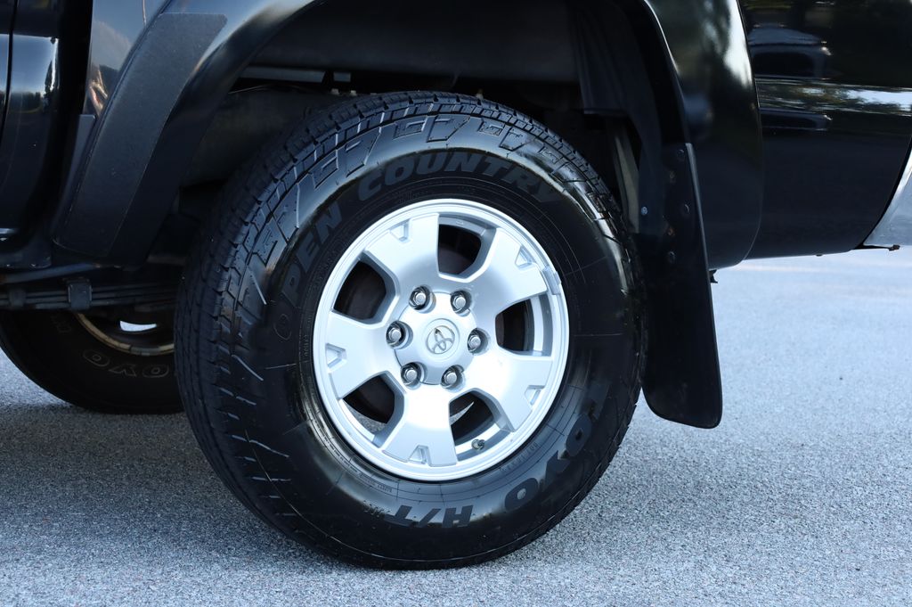 Used 2014 Toyota Tacoma PreRunner with VIN 5TFJX4GN5EX034233 for sale in West Columbia, SC