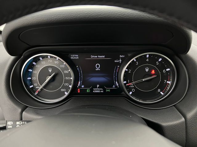 2022 Maserati Levante GT photo 24