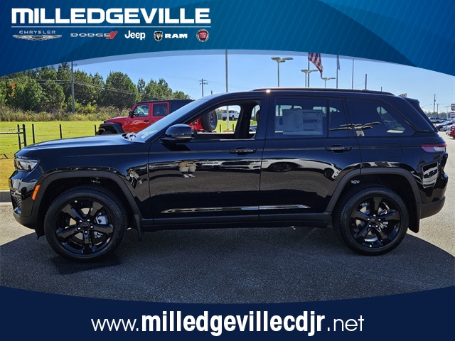 2025 Jeep Grand Cherokee Limited photo 4