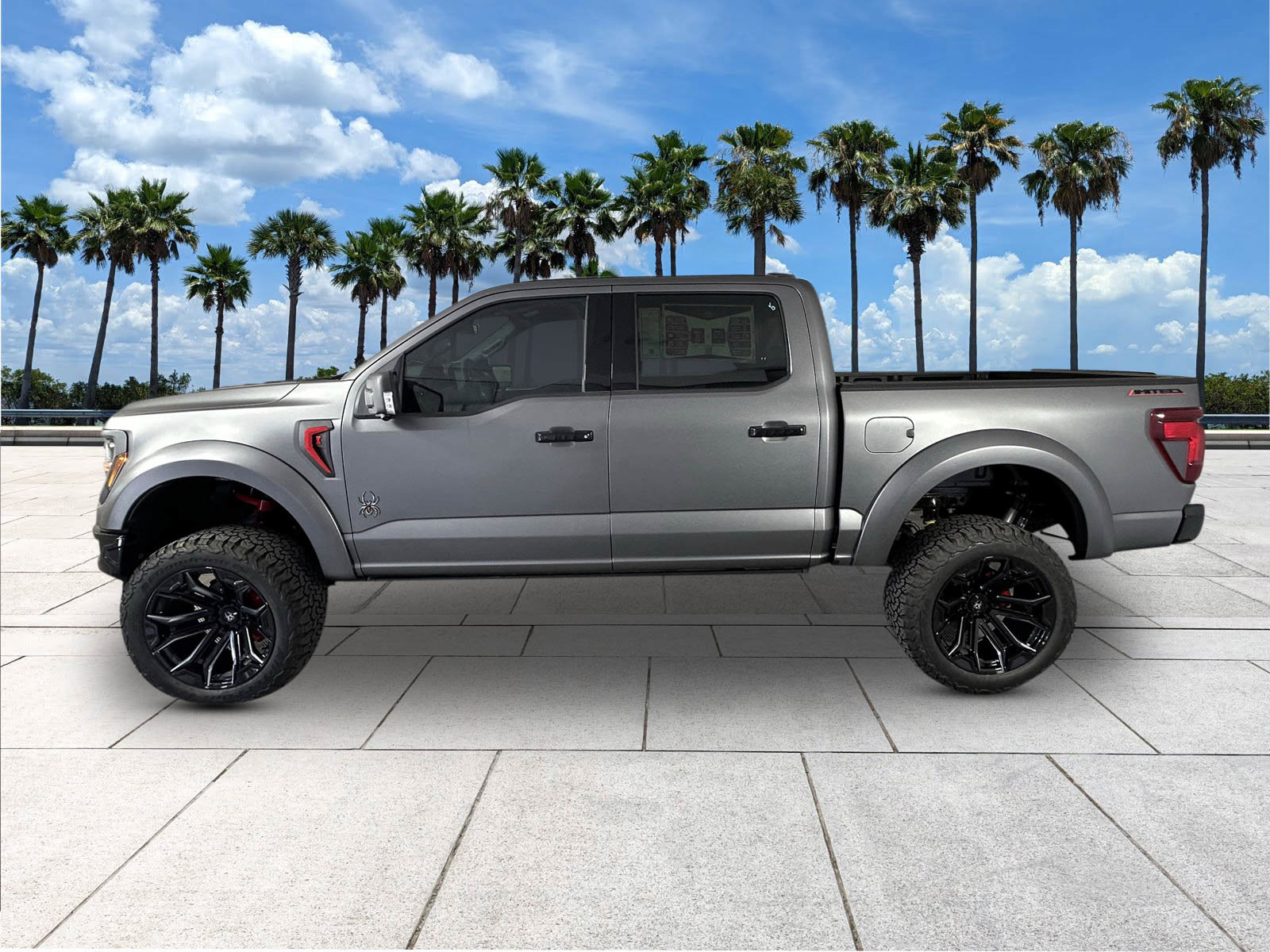 2025 Ford F-150 XLT photo 6