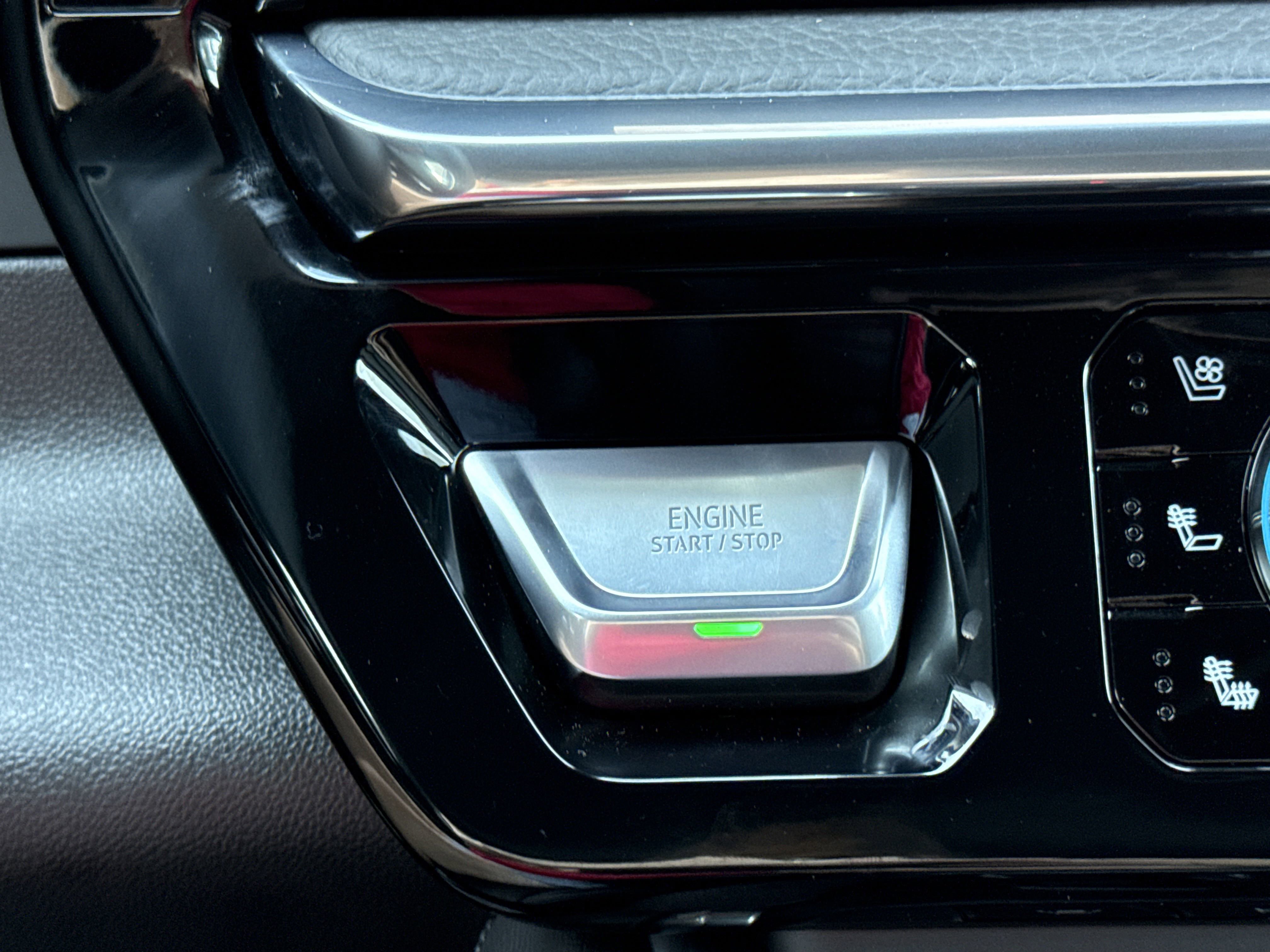 2025 Gmc Sierra Denali photo 22