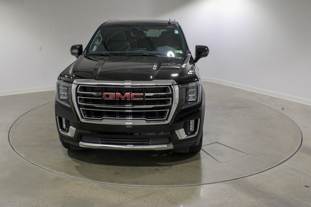 2023 Gmc Yukon SLT photo 3