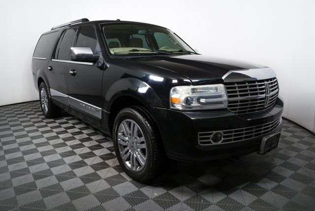 2008 Lincoln Navigator Base