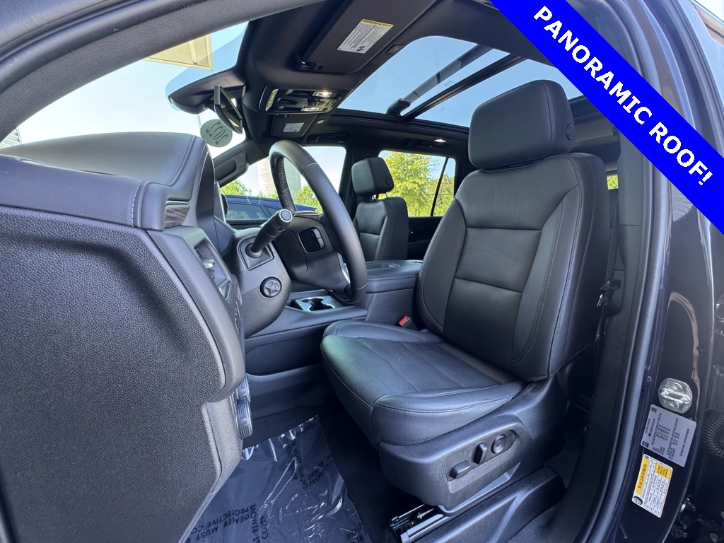 2022 Chevrolet Tahoe Z71 photo 2