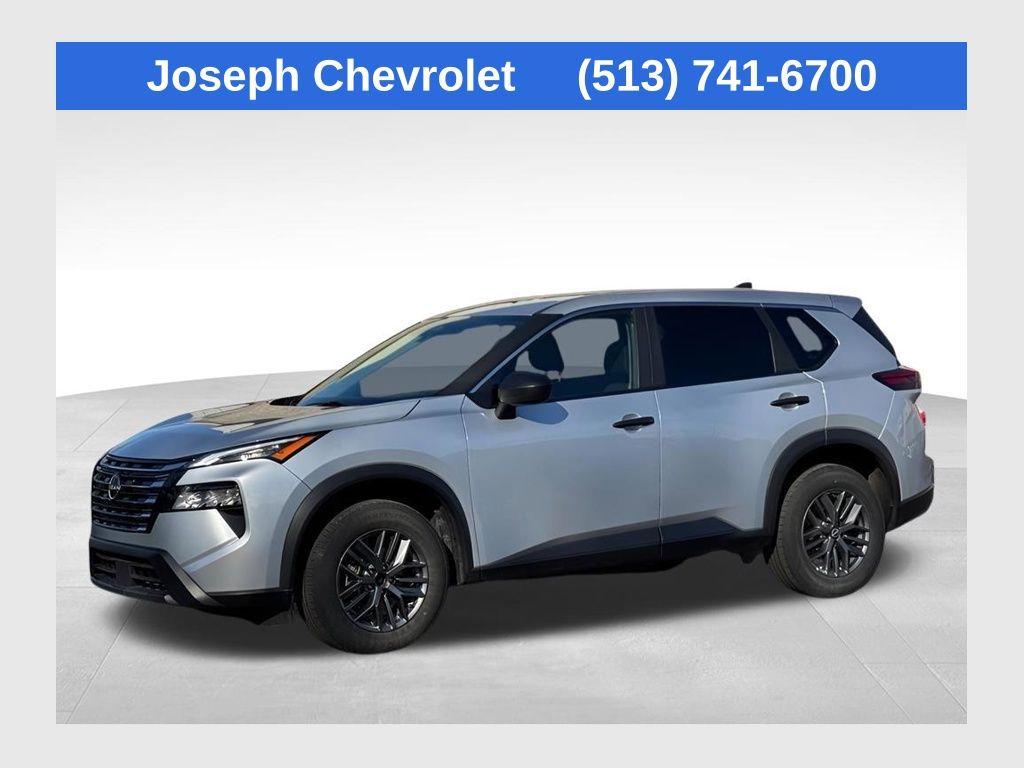 2024 Nissan Rogue S's photo