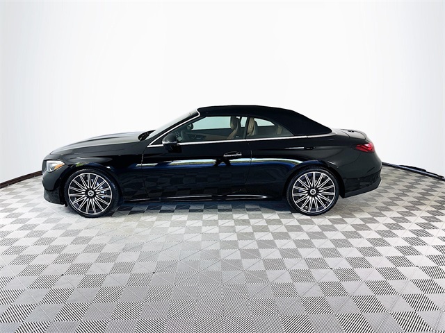 2026 Mercedes Benz CLE 300 4MATIC Cabriolet photo 4