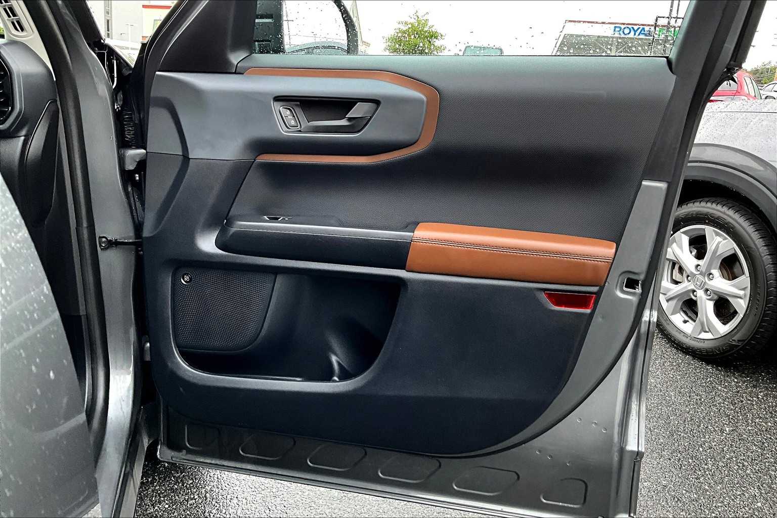 2024 Ford Bronco Sport Outer Banks photo 20