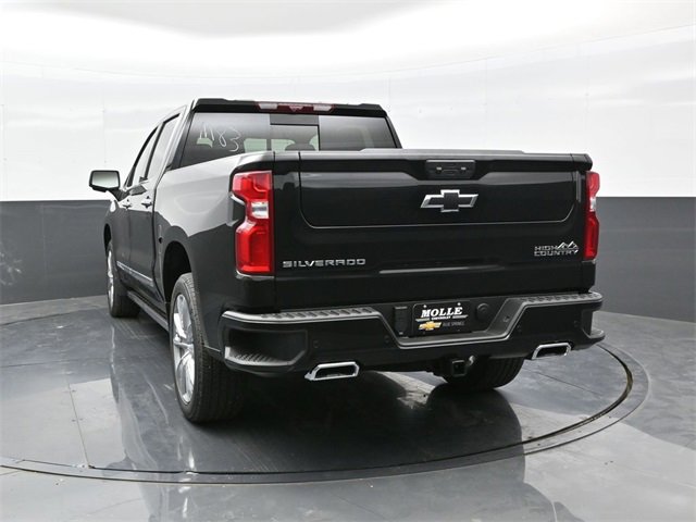 2025 Chevrolet Silverado 1500 High Country photo 5