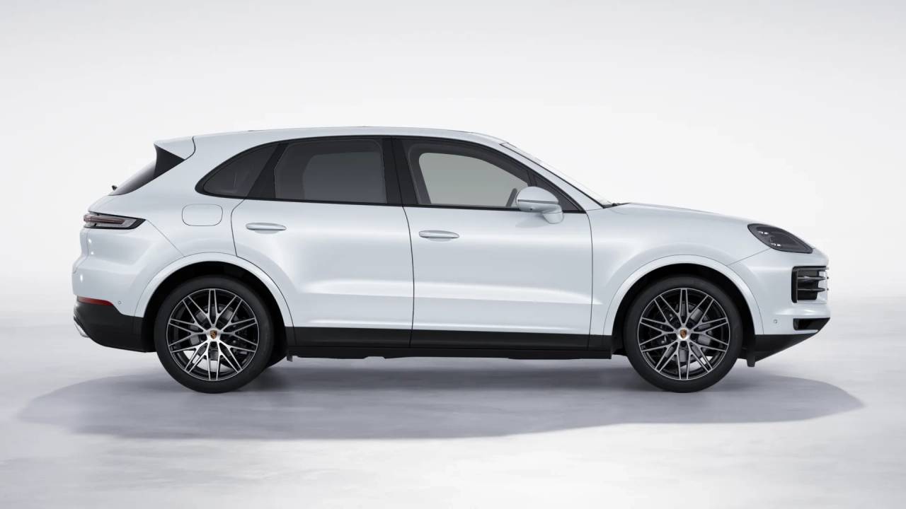 2026 Porsche Cayenne photo 7